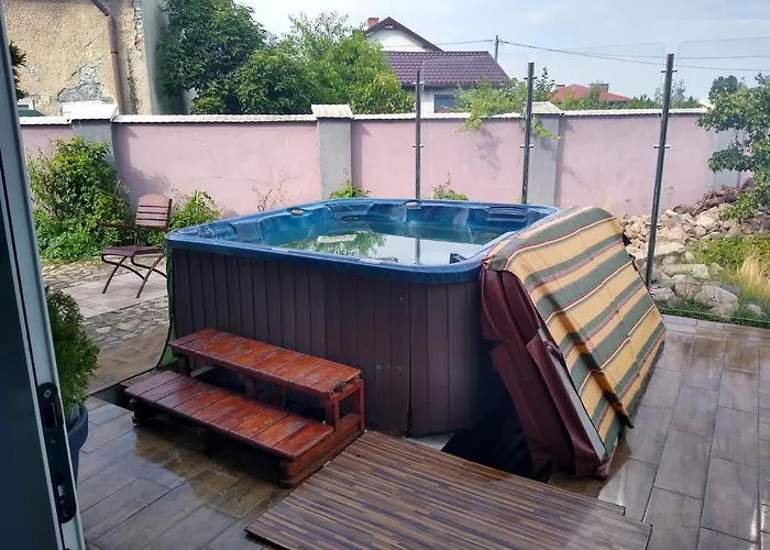 Cosmos & Champion Отель типа 