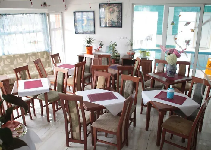 Cosmos & Champion Отель типа 